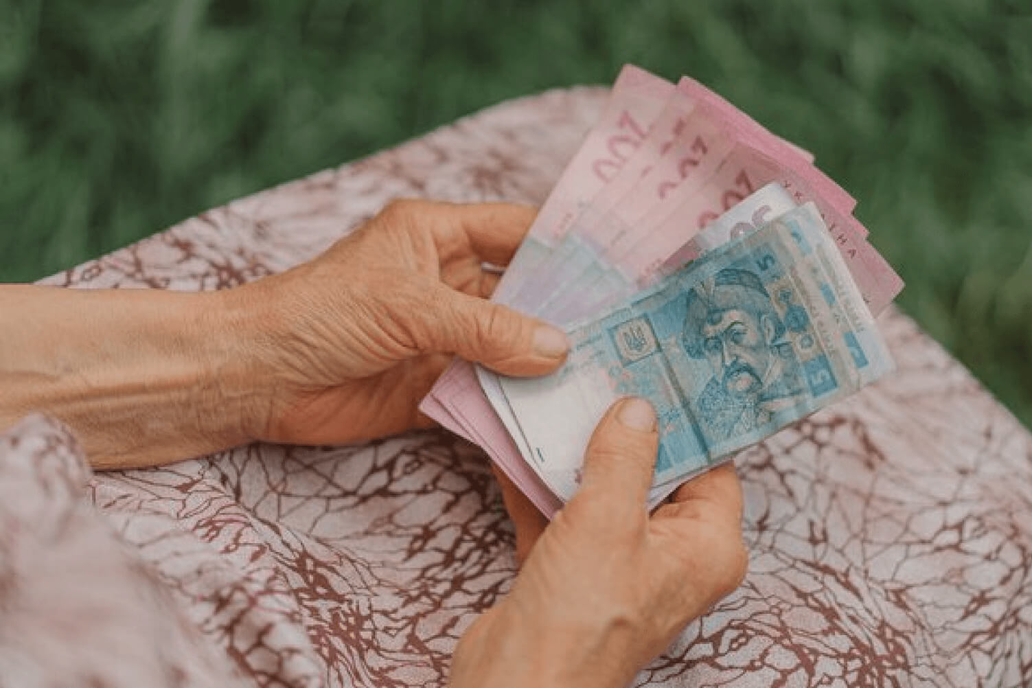 Оскарження рішення Пенсійного Фонду України про зменшення розміру пенсії за вислугою років